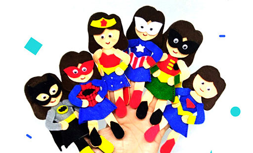 alat peraga women superheroes